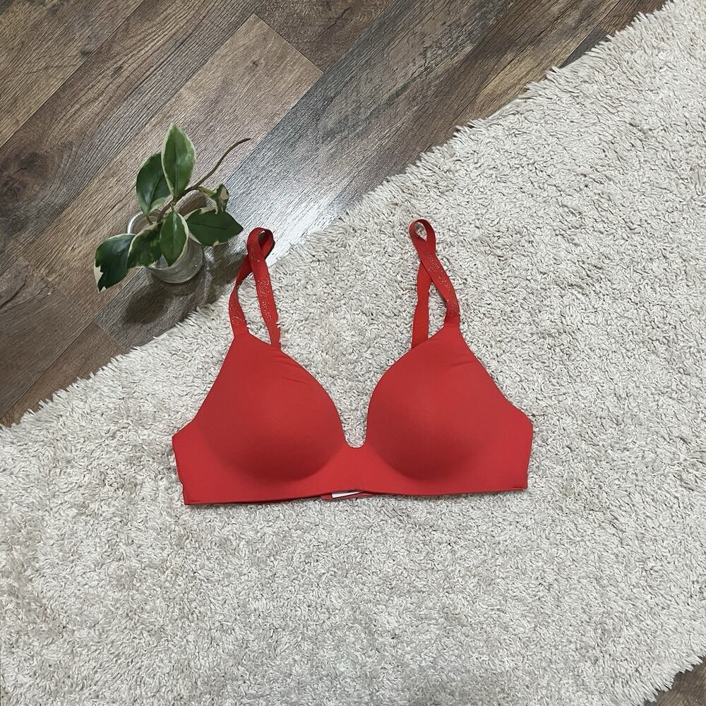 Victoria’s Secret Size 36B Red Lightly Lined Wireless T-Shirt Bra